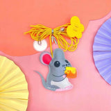 Funny Self-hey Interactive Toy Rope Grabbing Mouse Telescopic Hanging